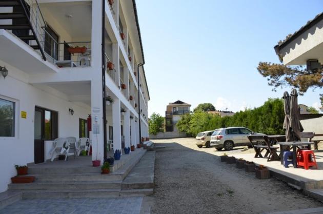 Arena Dotro Hotel *